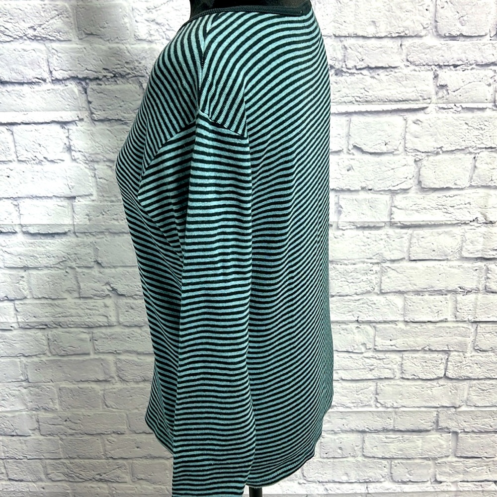 Karen Kane Easy Wear Long Sleeved Striped Shirt - Picture 4 of 15
